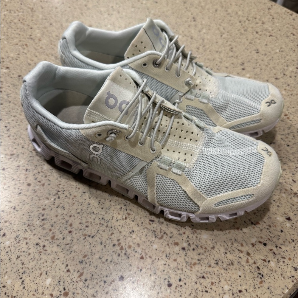 On Running Sneakers